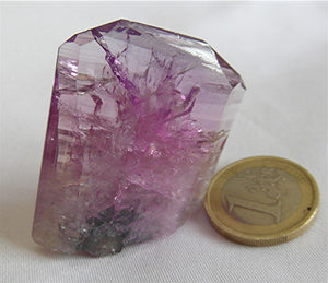 Wie kommen die Mineralien aus Tanzania nach Deutschland?