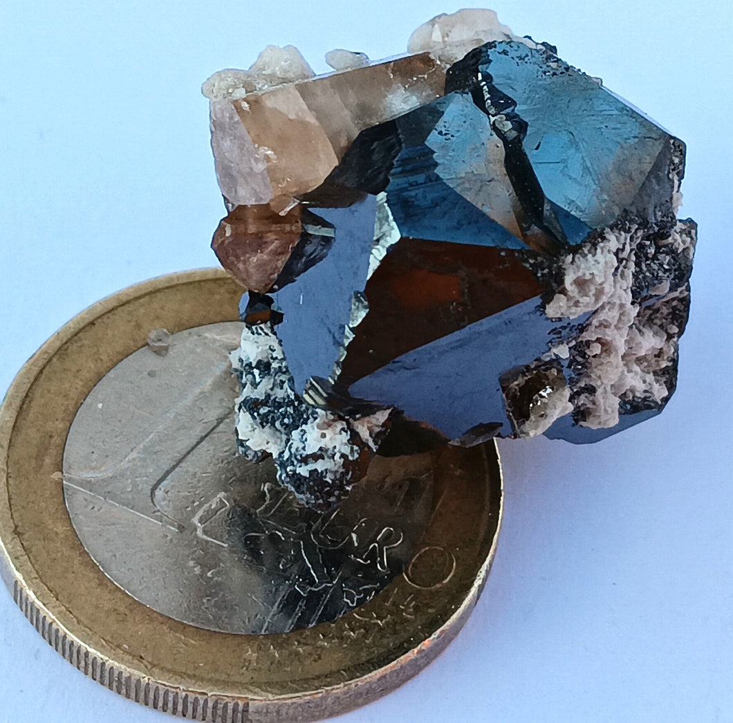 verdelite x ( tourmaline, elbaite )