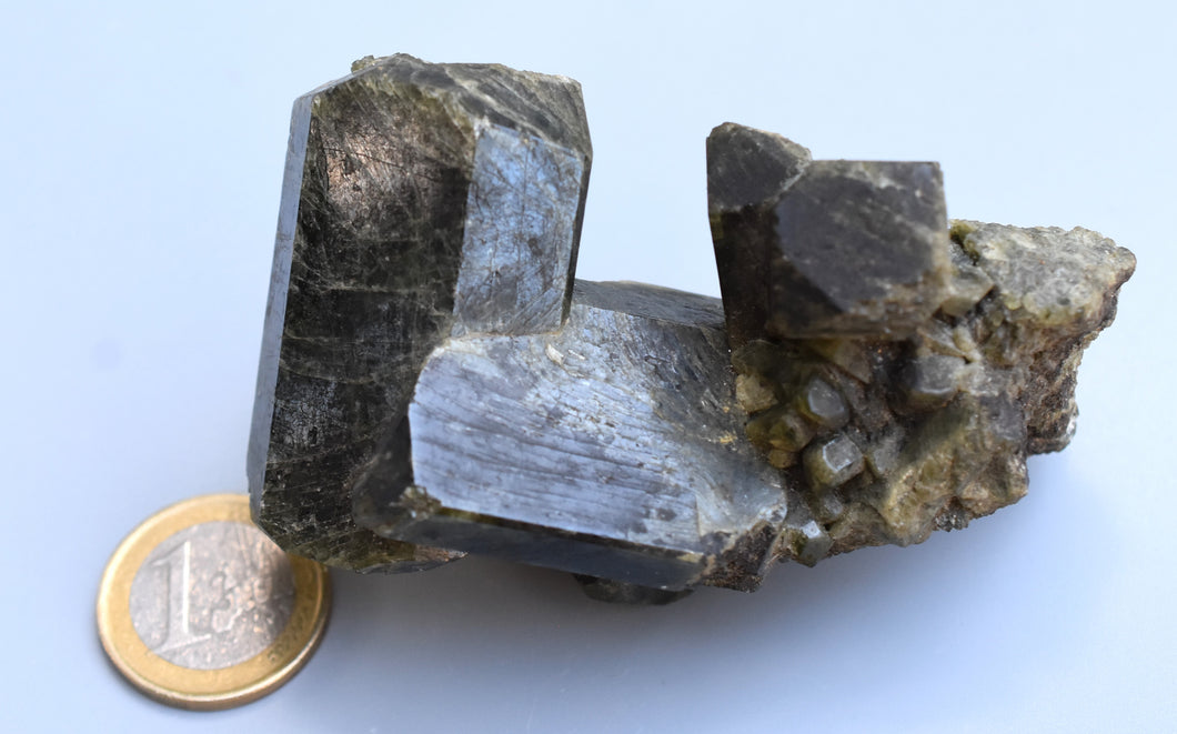 verdelite x ( tourmaline, elbaite )