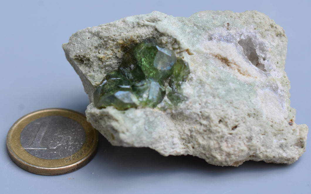 Demantoid xx ( Andradit, Granat )