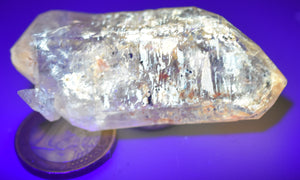Erdöl in Bergkristall